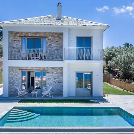 Kingstone Skopelos Town