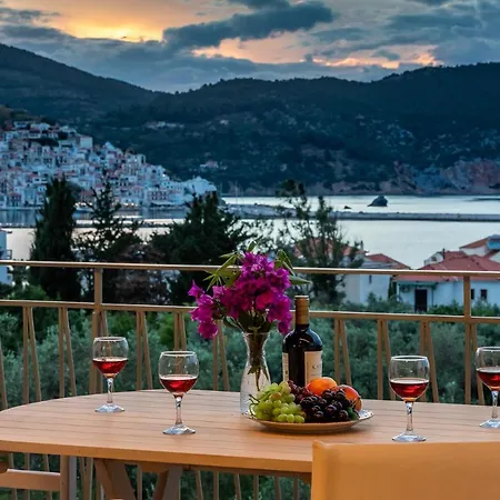 Villa Kingstone Skopelos stad