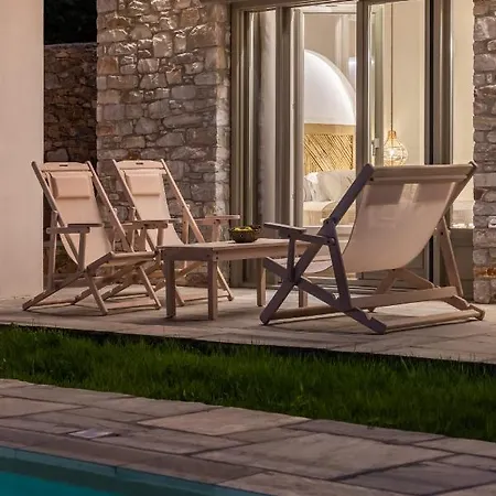 Kingstone * Skopelos Town